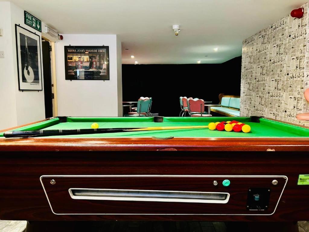 Great Malvern Hotel Екстериор снимка