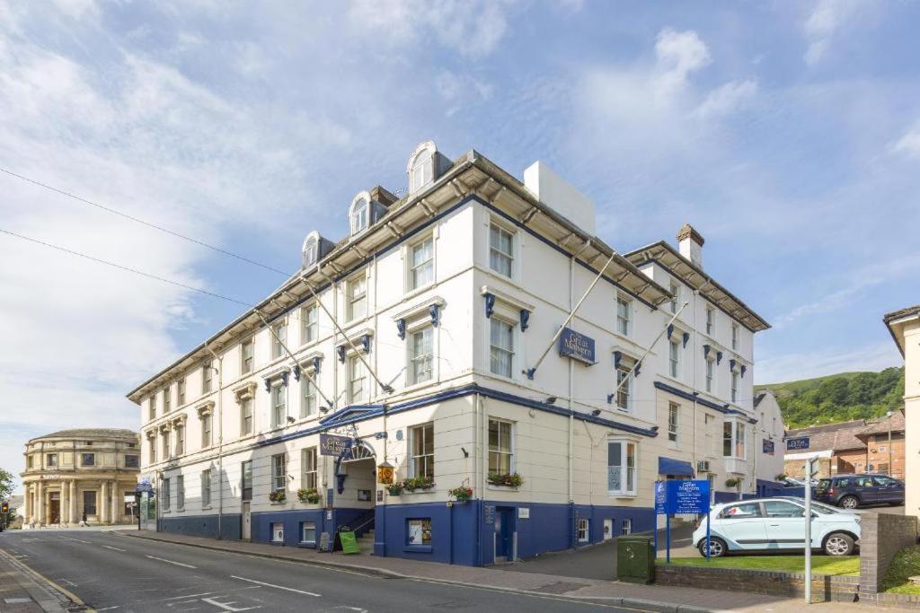Great Malvern Hotel Екстериор снимка